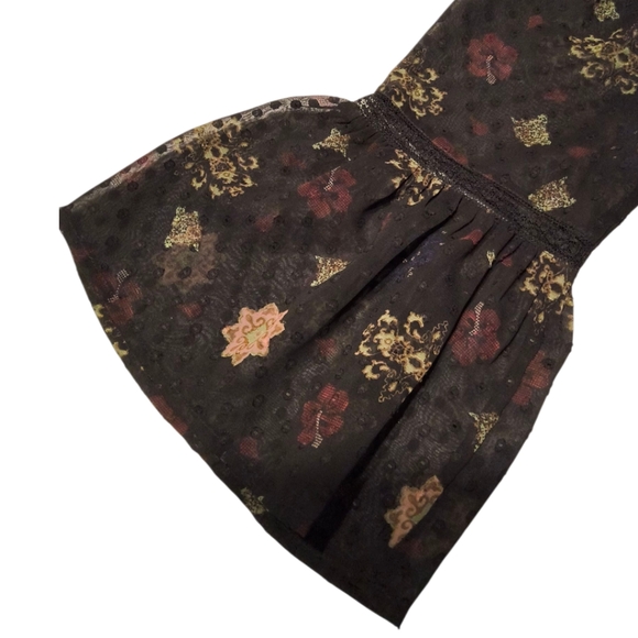 Lucky Brand Black Sheer Textured Boho Blouse with Bell Sleeves and Lace Inserts - Picture 5 of 9